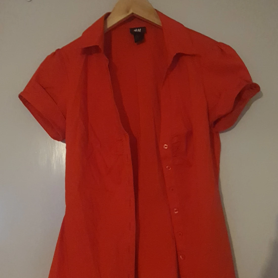 Röd kortärmad skjorta från H&M