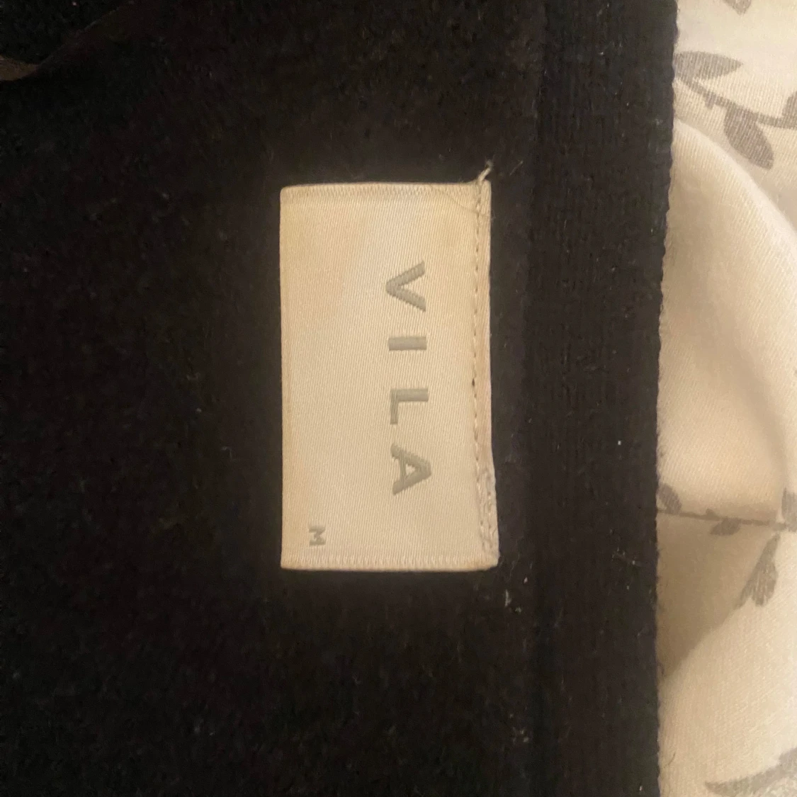 Svart kofta från VILA - 91