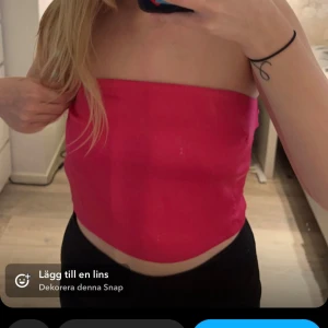 Topp - Fin fest topp i rosa silke Skriv för fler bilder💖