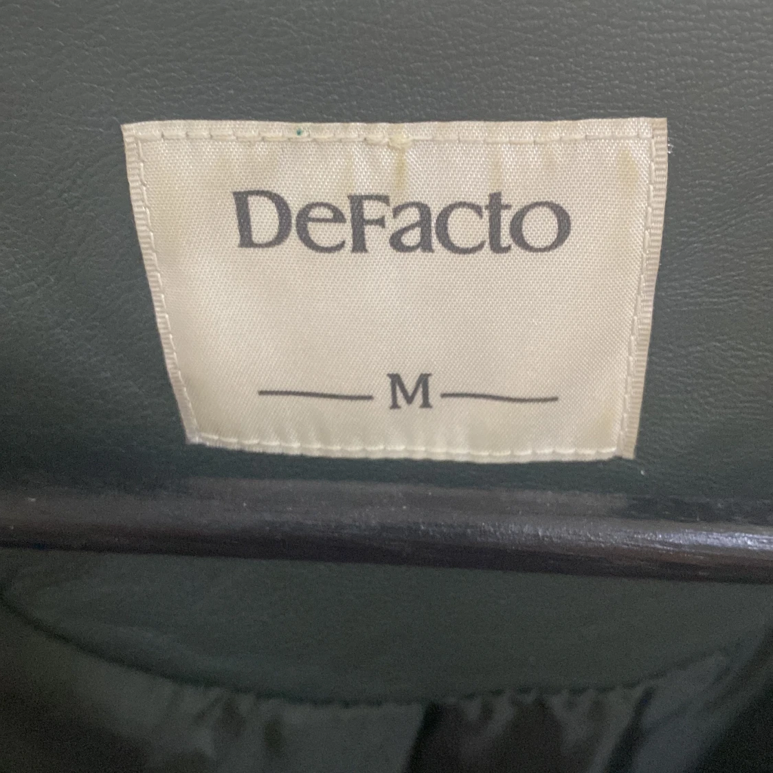 Svart skinnjacka från DeFacto - 90