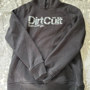 Hoodie - Svart Hoodie 