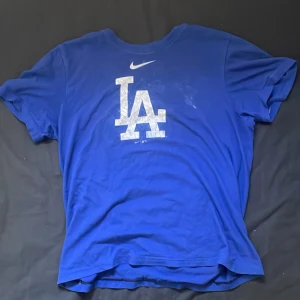 LA t-shirt - Lägg ett bud!