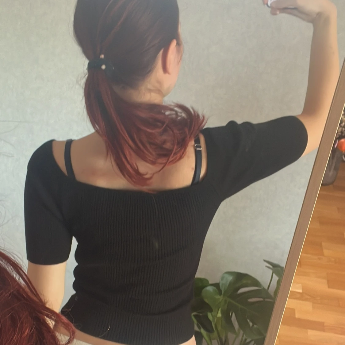 Svart ribbad topp - 91