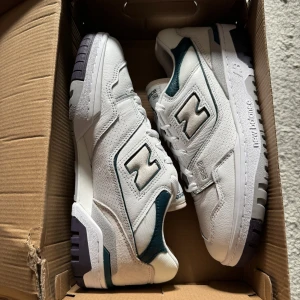 New balance 550 deep ocean - New balance 550 deep ocean Helt nya  Storlek: 42.5