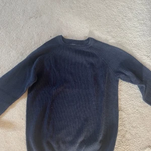 Dressman tröja - Skön och billig tröja från dressman storlek S. använd en eller två gånger 