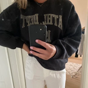 Collagetröja  - Helt oanvänd collagetröja från Gina 