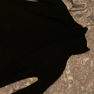 Högkrage - Tröja med högkrage från Kappahl. Använd fåtal gånger.