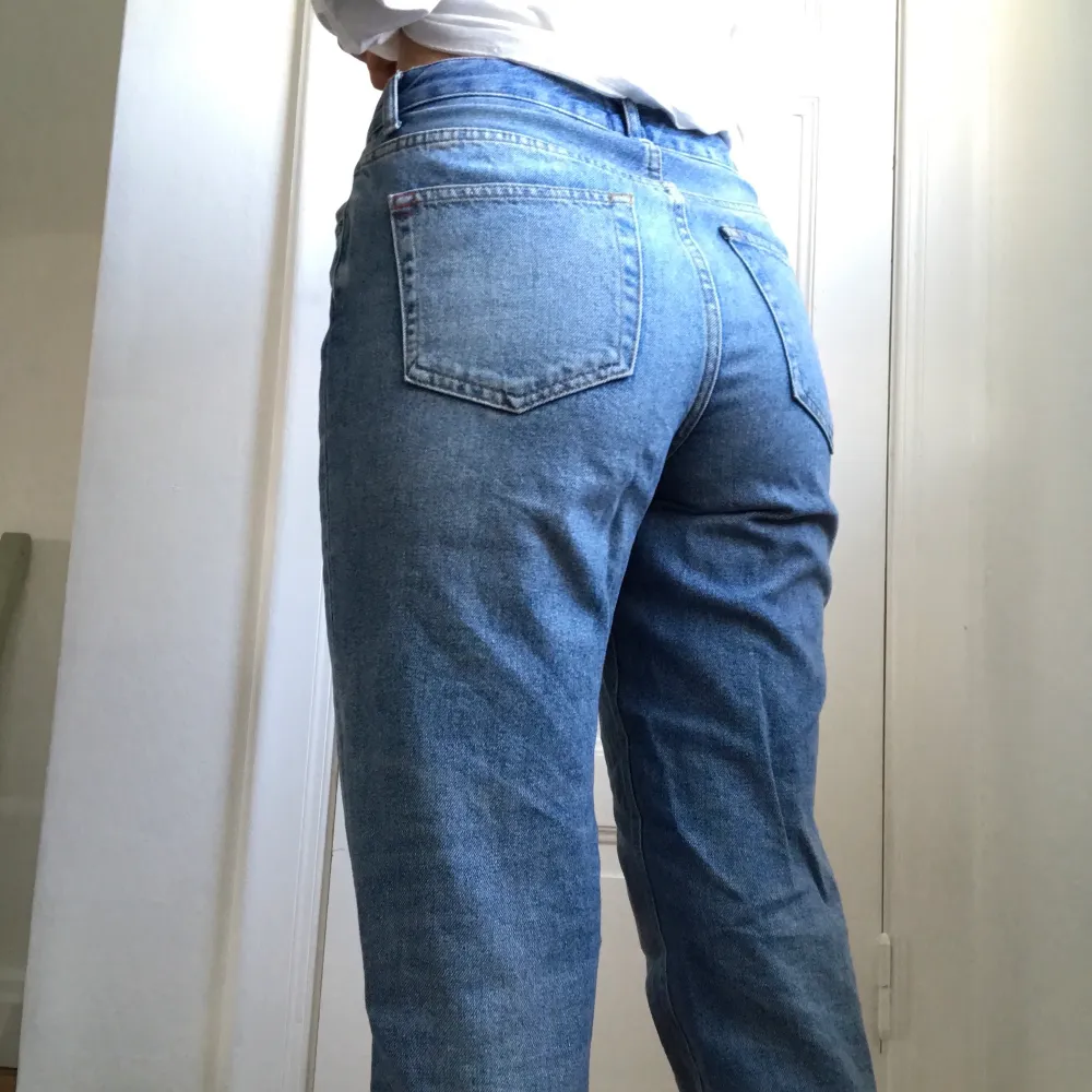 Urban Outfitters jeans, köpta i New york för runt 600 kr! Är 161 men vikt upp, så passar utantvekan längre personer också. Jeans & Byxor.