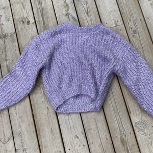 Lila glitter tröja - Lila glitter tröja till salu.