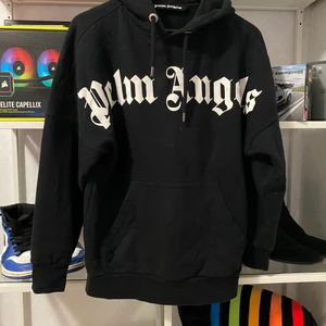 Palm Angels Hoodie - XXS men sitter som Small. Passar nästan mig som är 185cm/70kg.