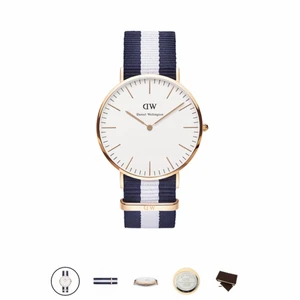 Daniel Wellington - Säljer min Daniel Wellington klocka somr knappt använt för 850kr skriv vid intresse.