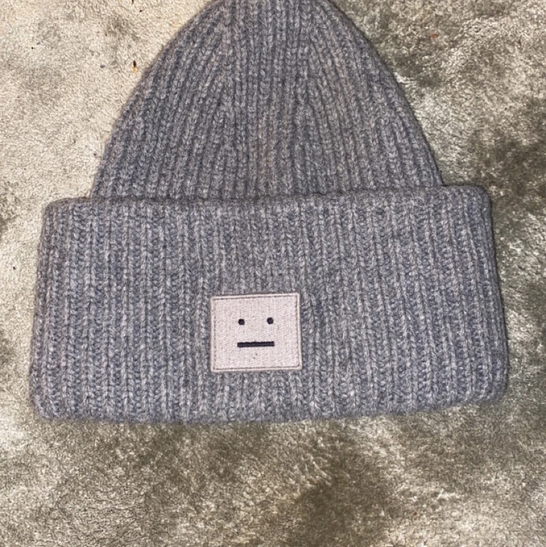 Acne mössa