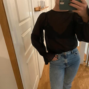 Ginatricot meshtopp - Nästan oanvänd i storlek 36. Jag brukar ha 36-38 och är 172cm. 