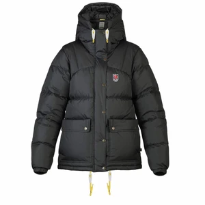 Fjällräven jacka  - Svart fjällräven jacka. Storlek xxs men stor i storleken så passar även S och M. Använd fåtal gånger. Skriv för fler bilder! 