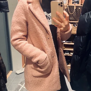 Kappa strl 34 Åhléns - Begagnat skick, fin men använd. Högsta bud vinner babes!