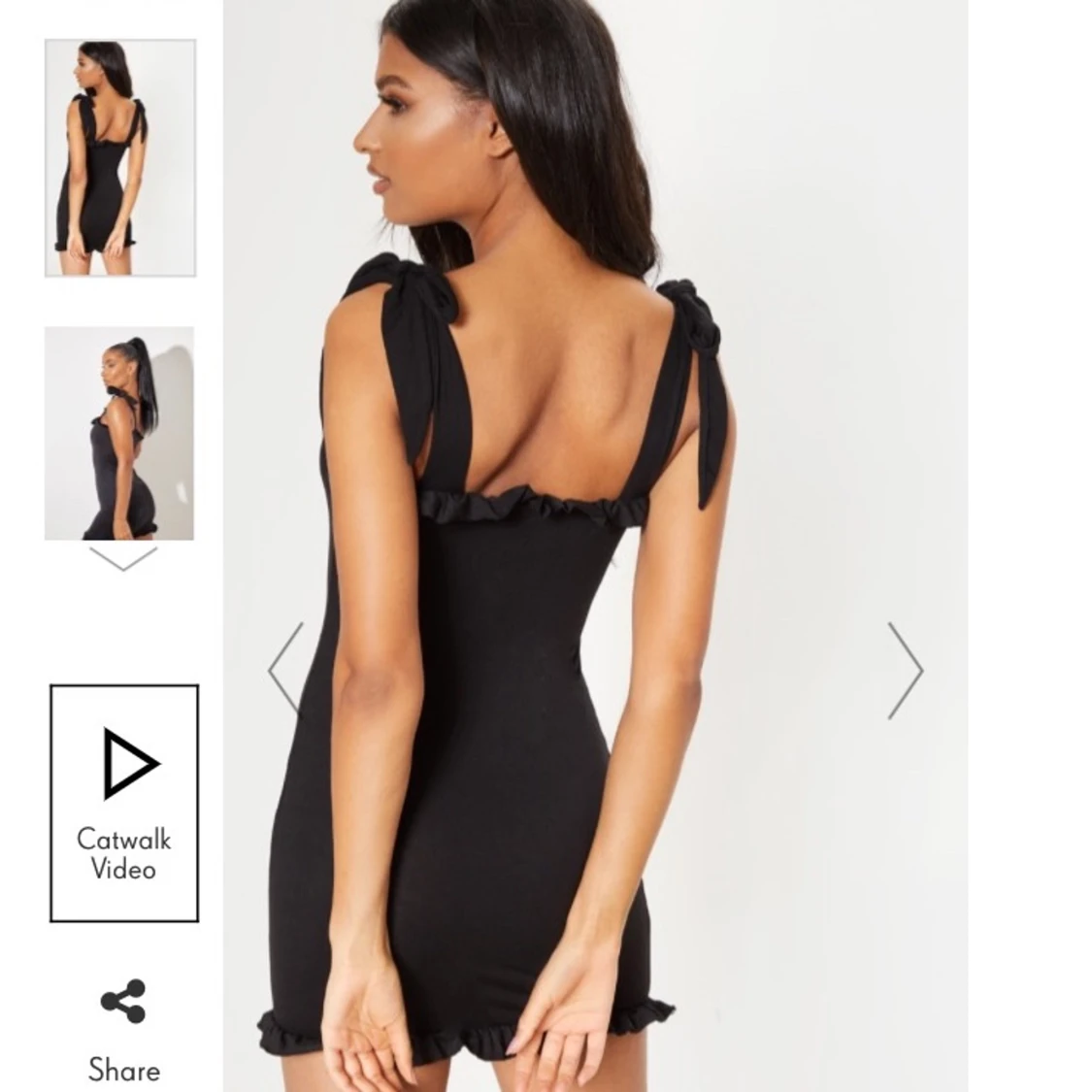 Svart klänning från Prettylittlething. - 91