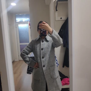 UNITED COLORS OF BENETTON Coat size 38 - 50％wool ，50%acrilica