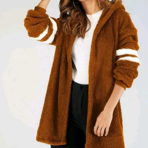 jacka - helt ny, passar S,M