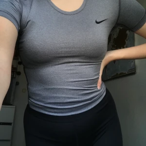 tränings topp - Tränings t-shirt från nike