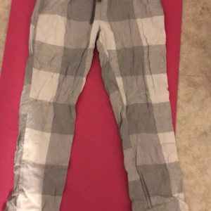 Pyjamasbyxor - Rutiga pyjamas byxor från HM❤️ Stl M❤️ 70kr + frakt❤️