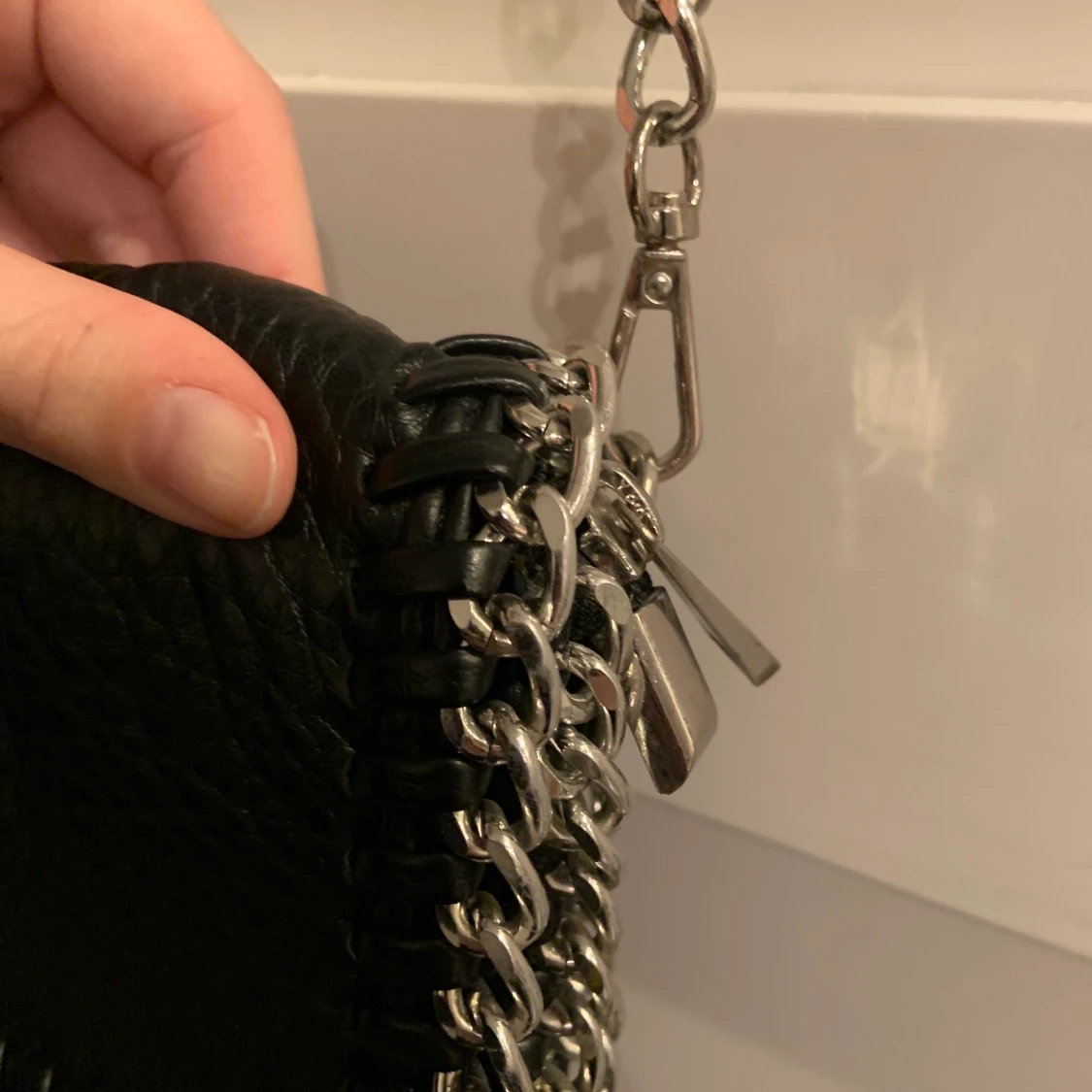 Väska med kedja  - 90