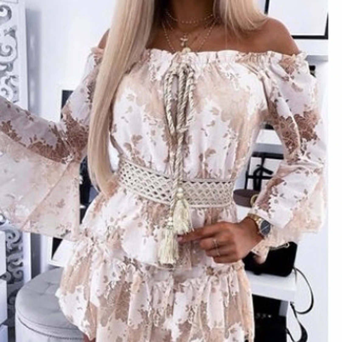 Amore Klänningar Blommiga  - 91