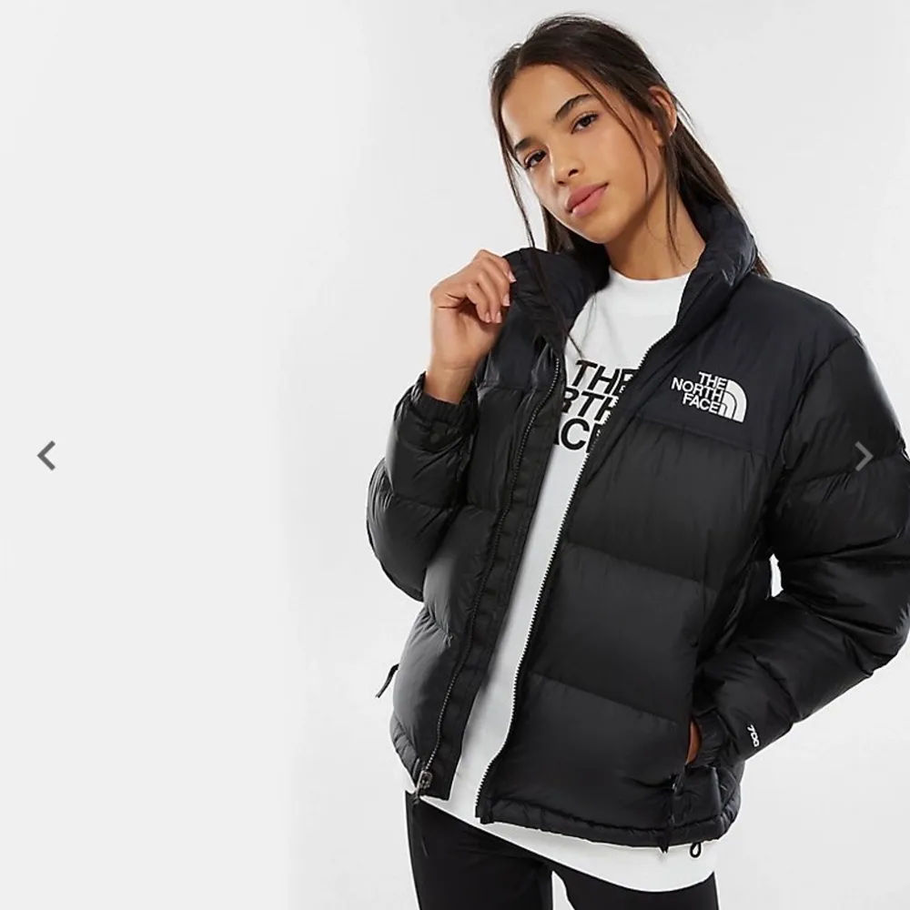 säljer min the north face jacka i storlek xs som jag använt en del under denna vintern. nypriset är 2799kr och säljer för minst 1500 pga det bra skicket, den är som ny. vid intresse skriv privat så skickar jag fler bilder! . Jackor.