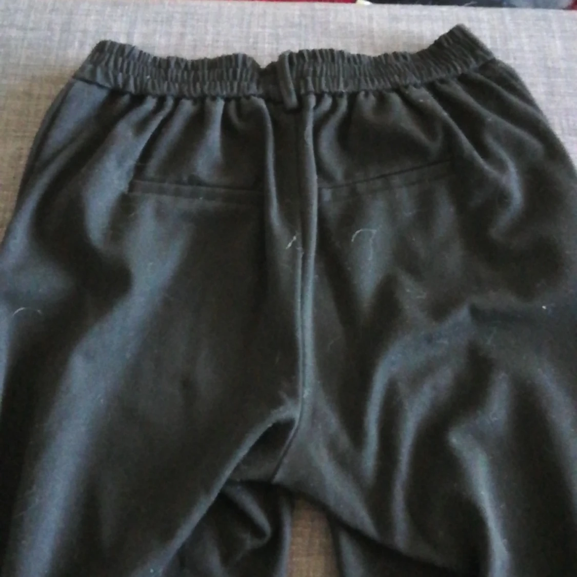 Svarta byxor  - 90