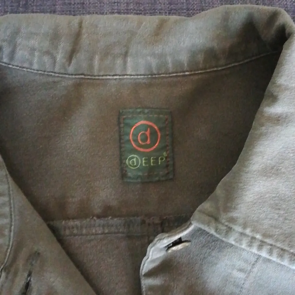 Jättefin oversized jeans jacka. Säljs då den inte kommer till någon användning längre. . Jackor.