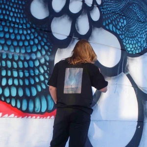 FET T-SHIRT  - HEJ! Säljer dessa feta t-shirts med tryck fram och baktill! Storlek och intresse och pris, skriv!!!❤️