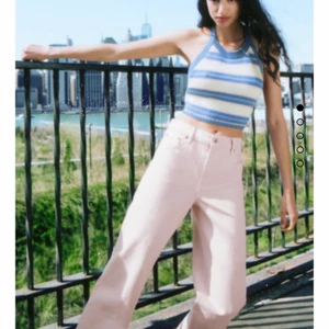 Zara topp - Super söt topp från Zara💖 aldrig använd.