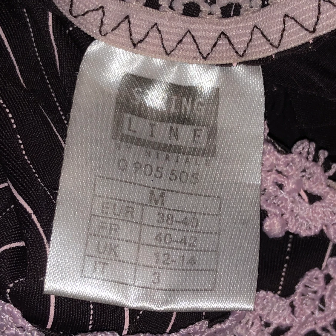 brunt och rosa linne mef spetsdetaljer - 91