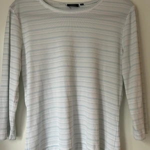 Randig vintage topp  - Säljer en söt topp som jag hittade i min mammas garderob för ett tag sen som jag inte får användning för riktigt