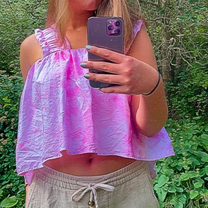 Rosa topp - Rosa topp från zara. Jätte söt. Storlek S!