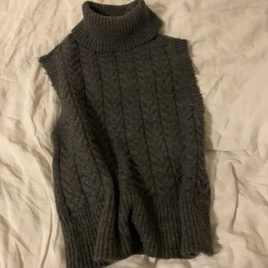 Stickad väst - 90