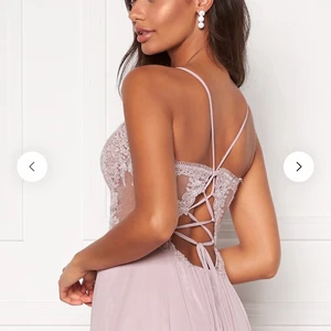 Balklänning från Christian Koehlert  - Säljer min balklänning från bubbleroom i storlek 38!  Märket är Christian Koehlert!  Använd 1 gång och är i nyskick.