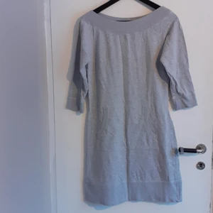 BODYFLIRT TRÖJKLÄNNING, STRL 36/38 - BODYFLIRT TRÖJKLÄNNING STRL 36/38, hel & fin. Djur & rökfritt hem 