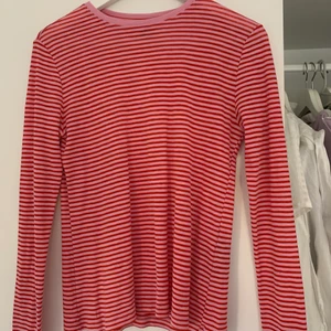 Tröja - 💗💕💕💕