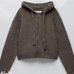 Trendig kofta från zara - Koftan läggs upp igen pga av skambud. Buda från 300kr eller köp direkt för 550kr❤️❤️❤️