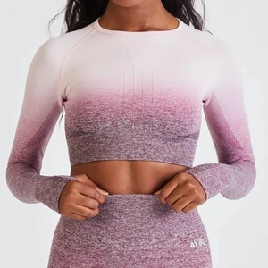 Träningstopp  - Endast provad, säljer pga för liten 