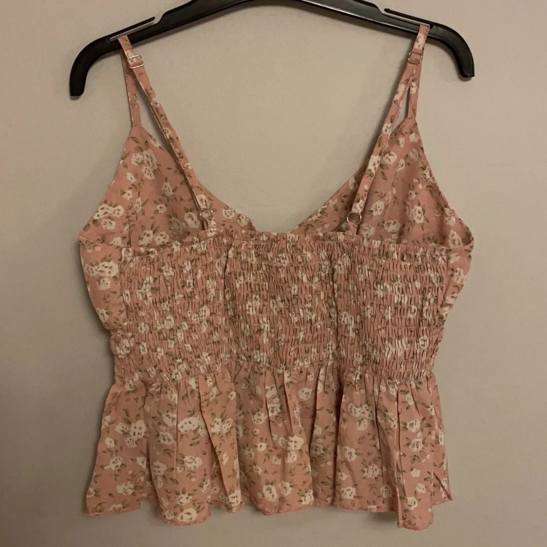 Oanvänd kort söt topp stl S - 90