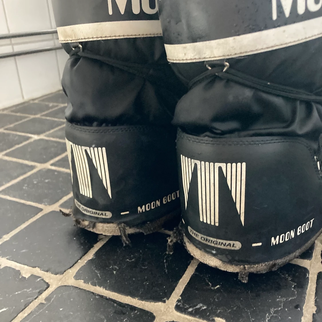 Moonboots höga svarta - 91