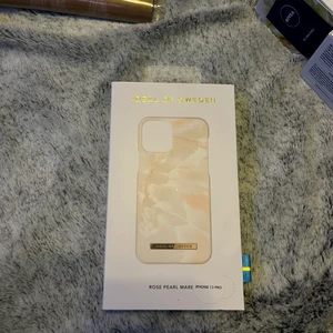 Ideal of sweden - Jättesnyggt skal som jag fick i fel modell, inga defekter bara öppnat och testat så helt sprillans ny!