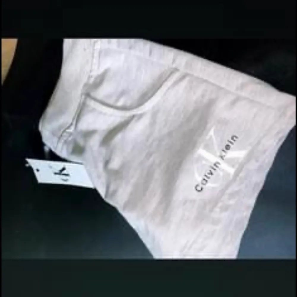 Äkta Calvin Klein shorts. Shorts.