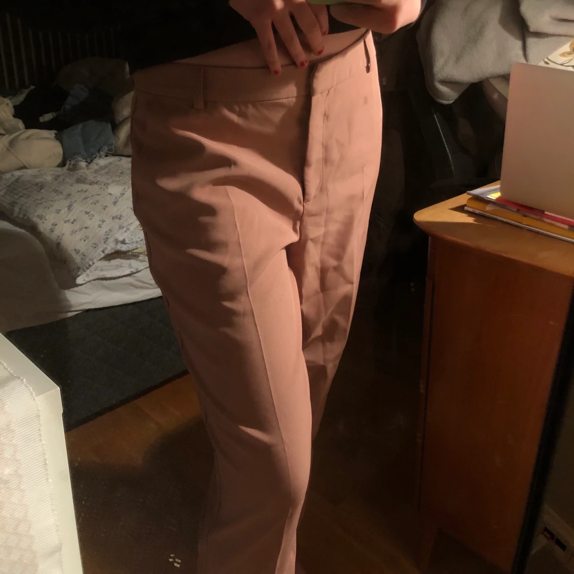 Snygga rosa kostymbyxor💗💗 - 90