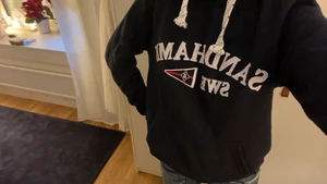 Hoodie  - Sandhamn hoodie i storlek S. 