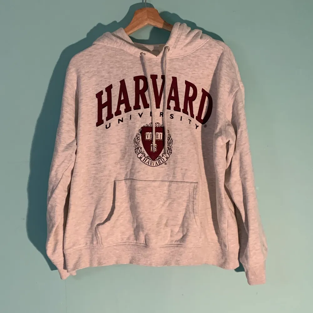 Harvard hoodie . Hoodies.