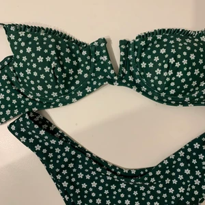 Bikini - Bikini från Shein, använd en gång men är tyvärr lite för stor för mig