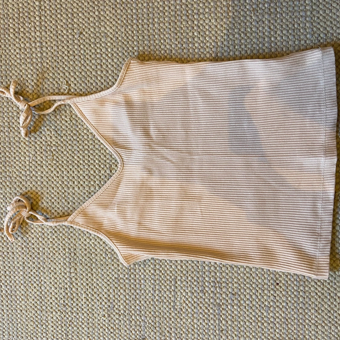 Ljus rosa ribbad topp