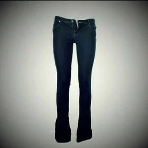Gina Trico boot cut - Snygga Gina jeans boot cut,stl 27/34